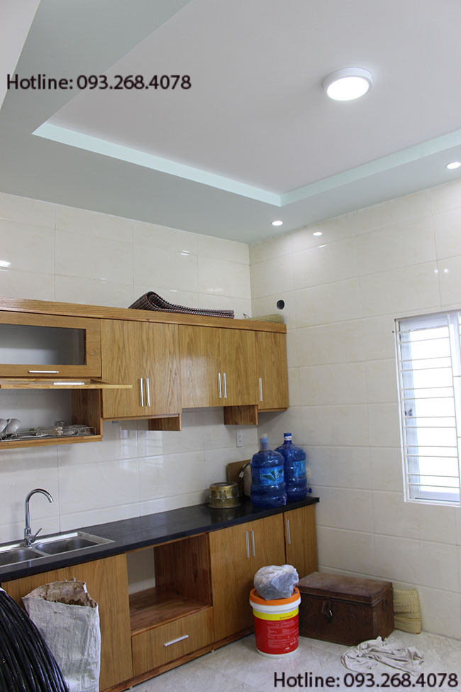 Bán nhà gần trường trung học