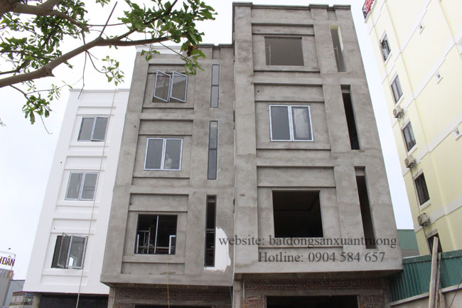 Bán nhà mặt đường Mai Trung Thứ