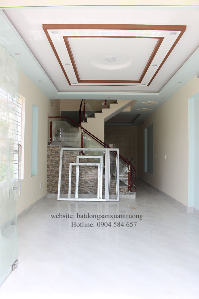 Bán nhà mặt đường Đằng Hải