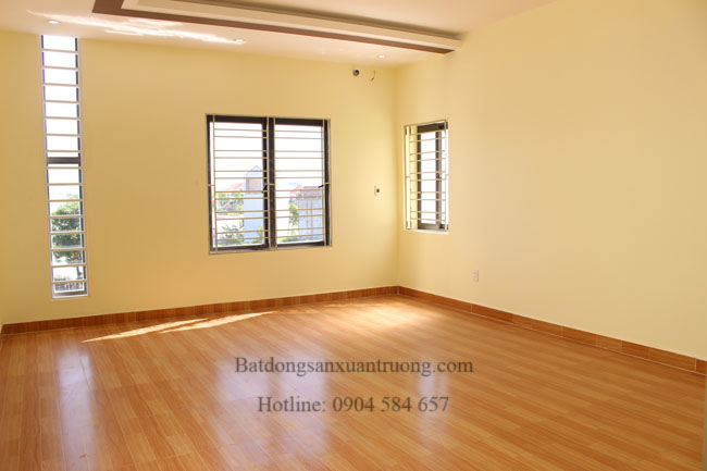 Bán nhà mặt đường Mai Trung Thứ