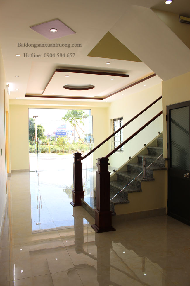 Bán nhà mặt đường Mai Trung Thứ