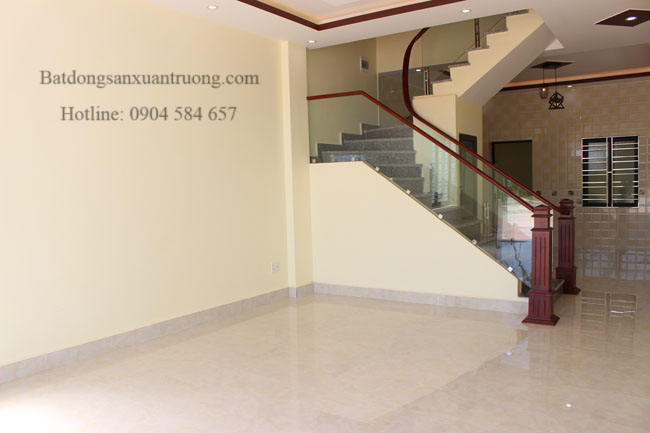 Bán nhà mặt đường Mai Trung Thứ