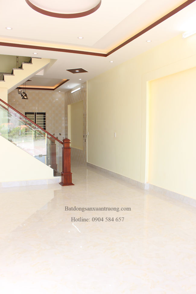 Bán nhà mặt đường Mai Trung Thứ