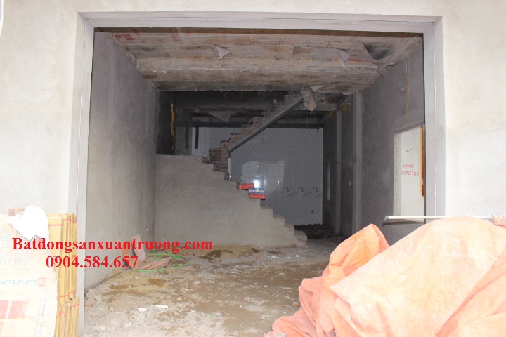 Bán nhà chợ Lũng Đông