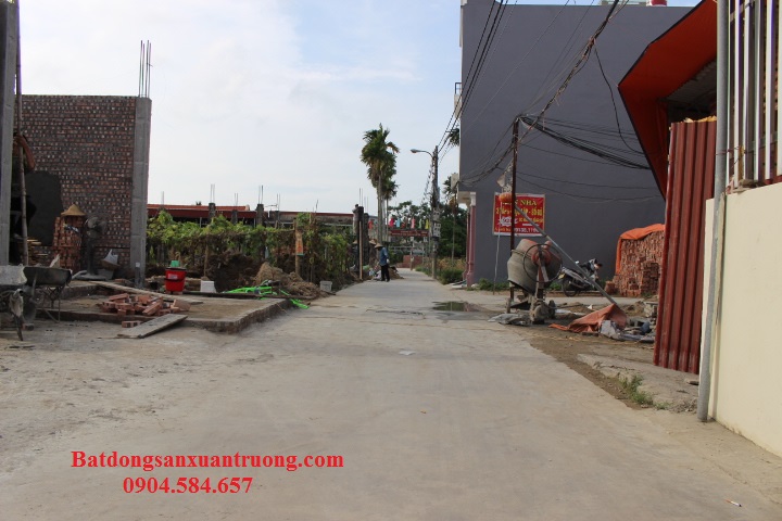 Bán nhà chợ Lũng Đông