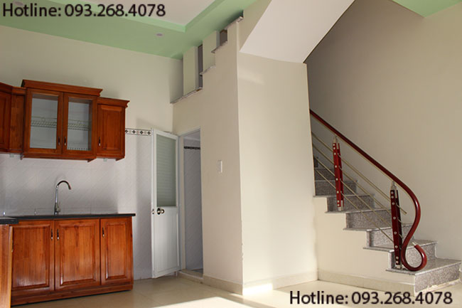 Bán nhà gần đường Lê Hồng Phong